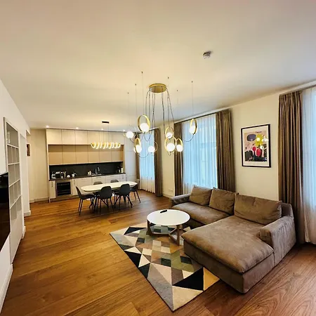 Spacious Modern And Flat Apartament Ryga